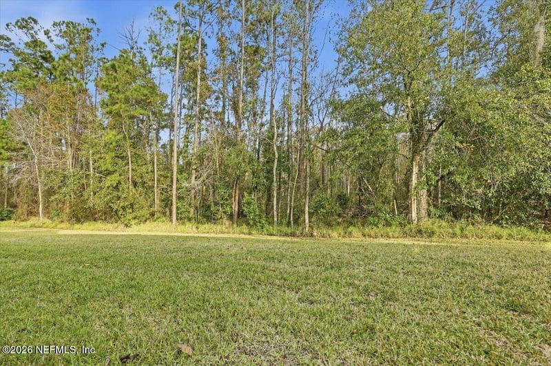 7021 Roundleaf Dr, Jacksonville, FL 32258