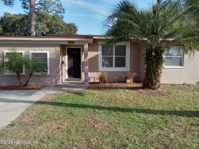 5527 Graywood Rd, Jacksonville, FL 32207