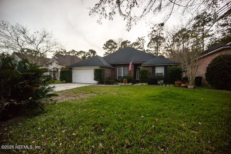 8904 Canopy Oaks Dr, Jacksonville, FL 32256
