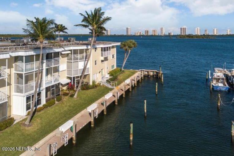 100 Doolen Ct #313, West Palm Beach, FL 33408