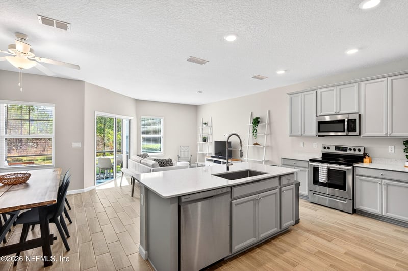 469 Albany Bay Blvd, St Johns, FL 32259