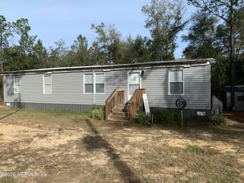 246 Rainbow Dr, Hawthorne, FL 32640