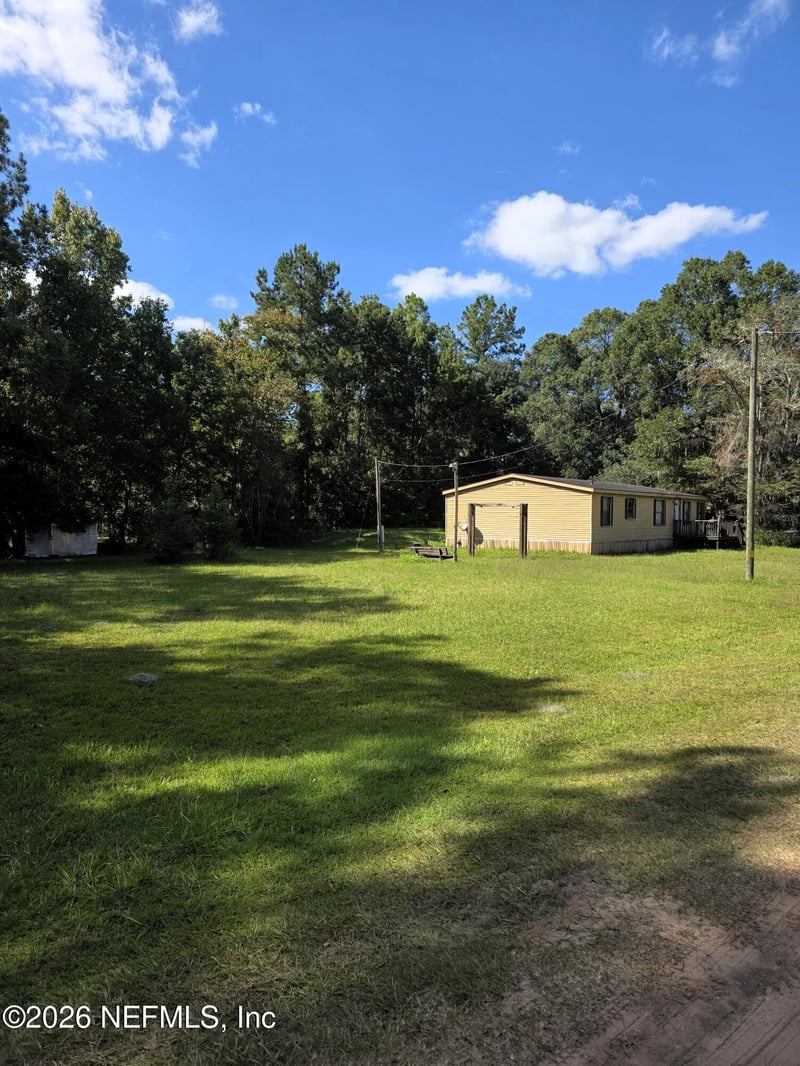 54089 Huckleberry Ln, Callahan, FL 32011