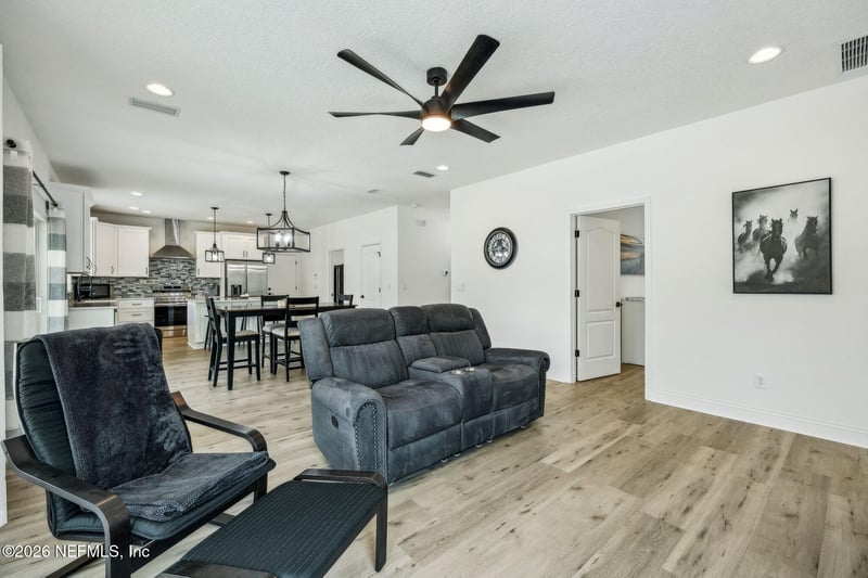 15466 Bullock Bluff Rd, Bryceville, FL 32009