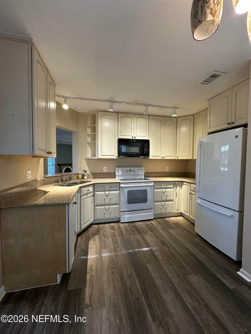 3801 Crown Point Rd #3081, Jacksonville, FL 32257