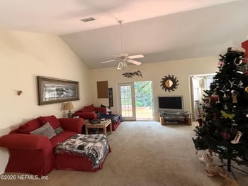 706 15th St, Fernandina Beach, FL 32034