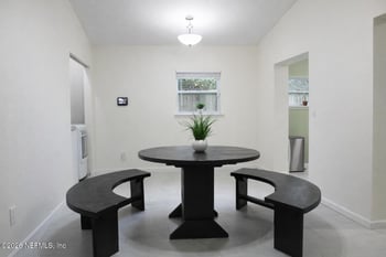 3859 Abby Ln, Jacksonville, FL 32207