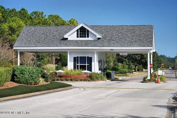 8278 Persimmon Hill Ln, Jacksonville, FL 32256