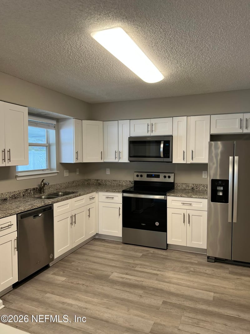 2060 Capistrano Dr, Jacksonville, FL 32224