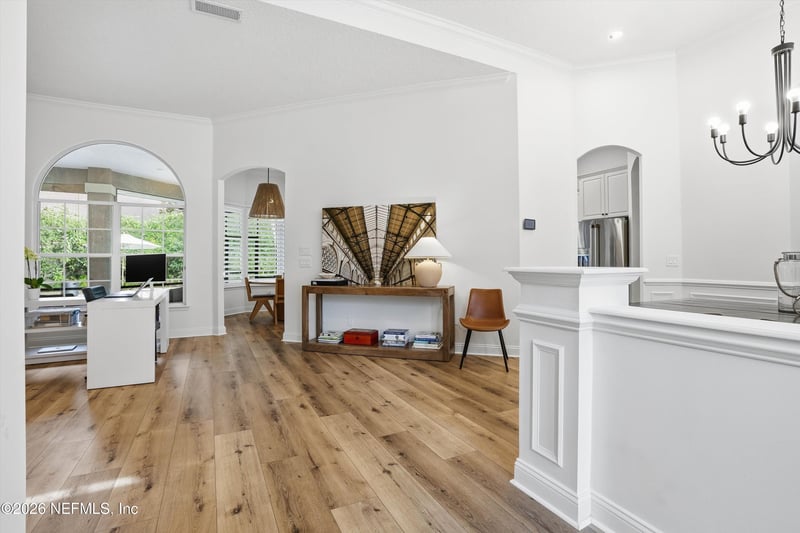 628 Pelham Rd, St Johns, FL 32092