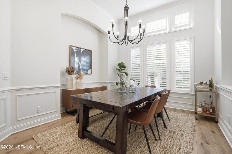 628 Pelham Rd, St Johns, FL 32092