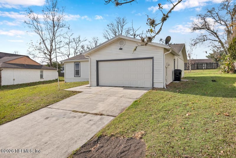 1456 Pawnee St, Orange Park, FL 32065