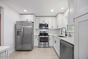 6923 Gaillardia Rd, Jacksonville, FL 32211