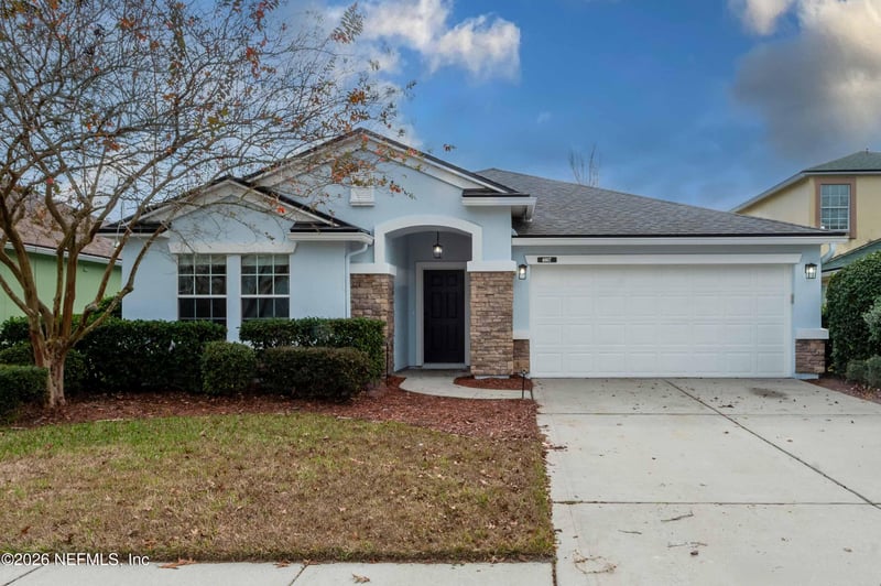 4667 Pine Lake Dr, Middleburg, FL 32068