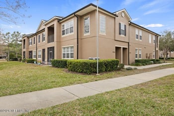 12301 Kernan Forest Blvd #1701, Jacksonville, FL 32225