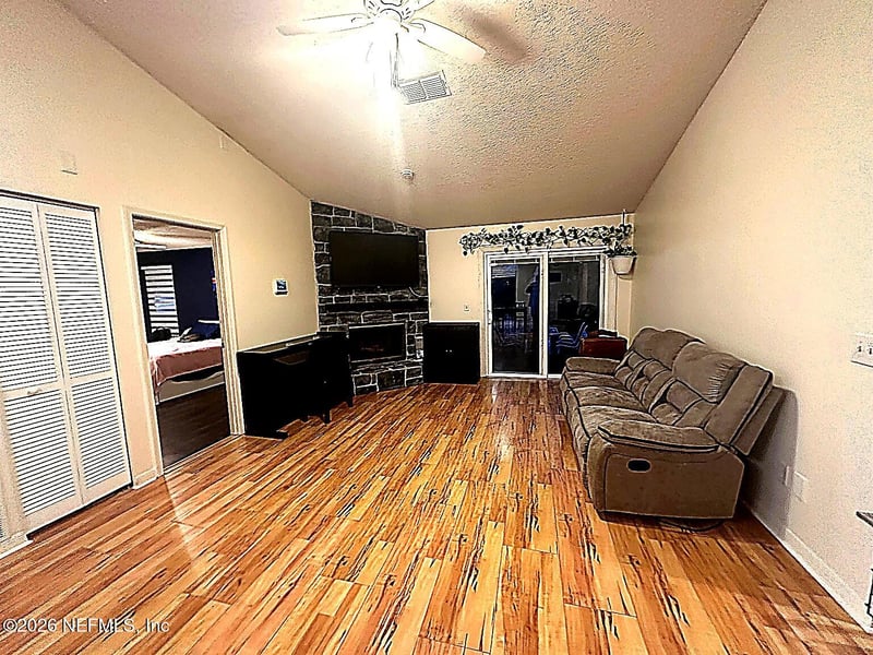 11279 Southington Pl, Jacksonville, FL 32257