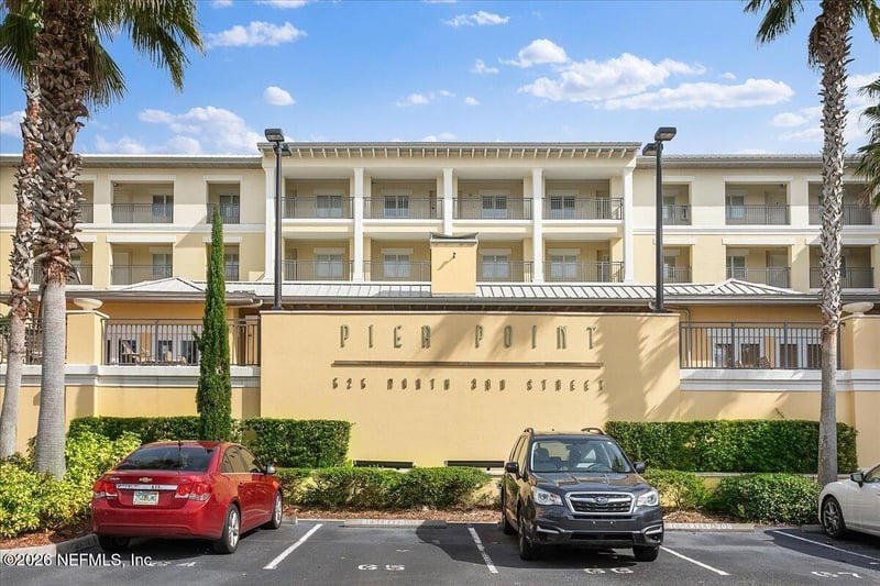 525 3rd St #309, Jacksonville Beach, FL 32250