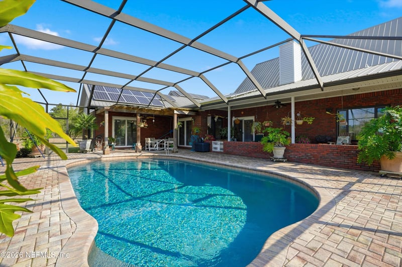 8305 Co Rd 139b, Glen St Mary, FL 32040