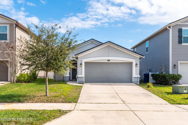 74 Sanderson Dr, Jacksonville, FL 32259