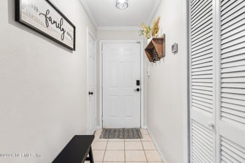 7800 Point Meadows Dr #238, Jacksonville, FL 32256