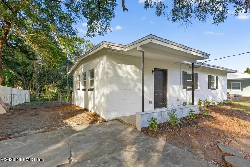 1358 Domas Dr, Jacksonville, FL 32211