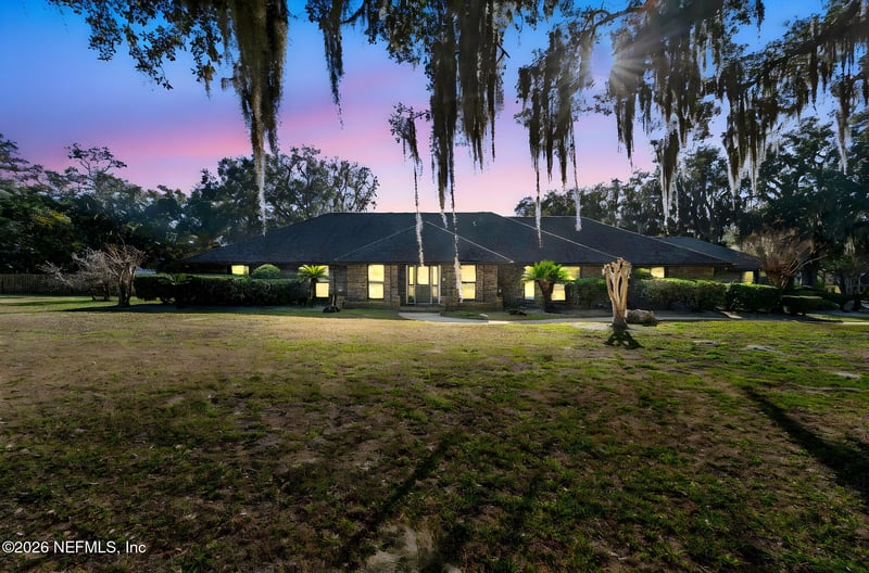 595 Aberdeen Ct, Orange Park, FL 32073