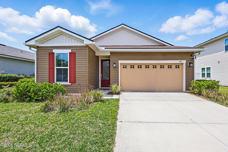 1124 Persimmon Dr, Middleburg, FL 32068