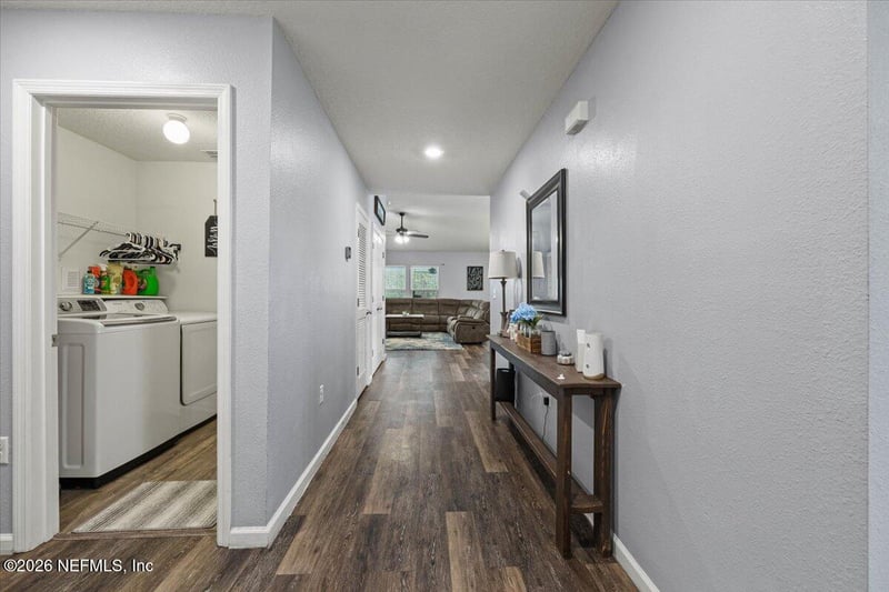 12784 John Crest Ct, Jacksonville, FL 32226