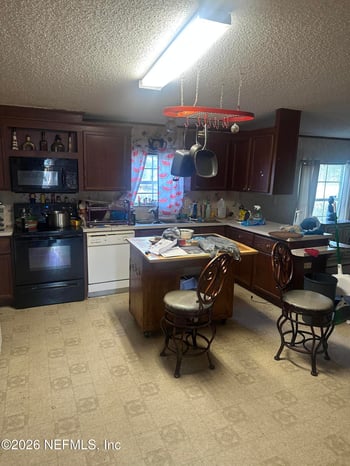 10269 Grayson St, Jacksonville, FL 32220