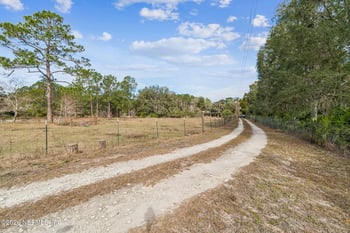 118 Darby Dr, Palatka, FL 32177