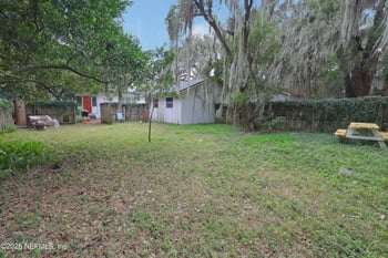 7448 Clinton St, Jacksonville, FL 32208