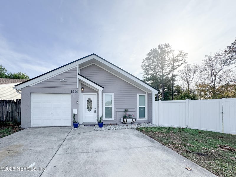 8340 Sunflower Ct, Jacksonville, FL 32244