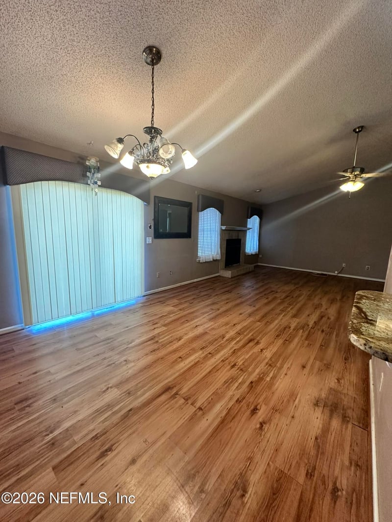 7443 Amandas Crossing Dr, Jacksonville, FL 32244