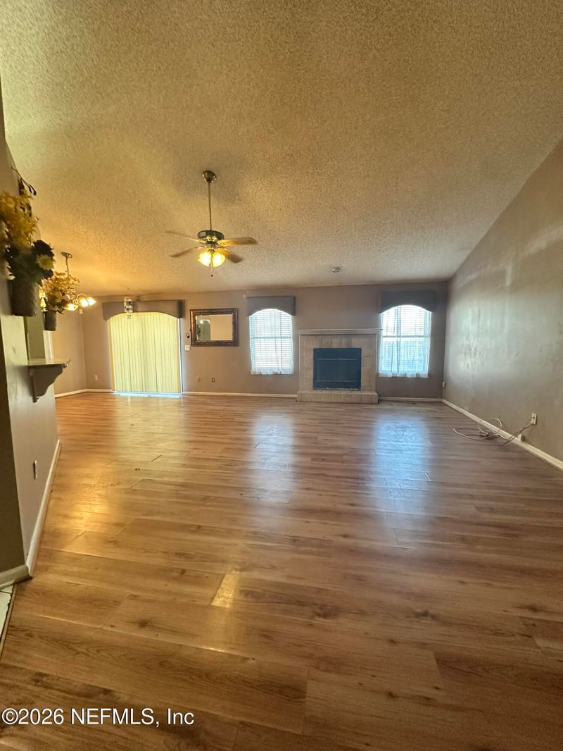 7443 Amandas Crossing Dr, Jacksonville, FL 32244