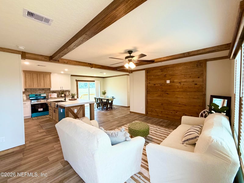 13447 195th Ave, Brooker, FL 32622