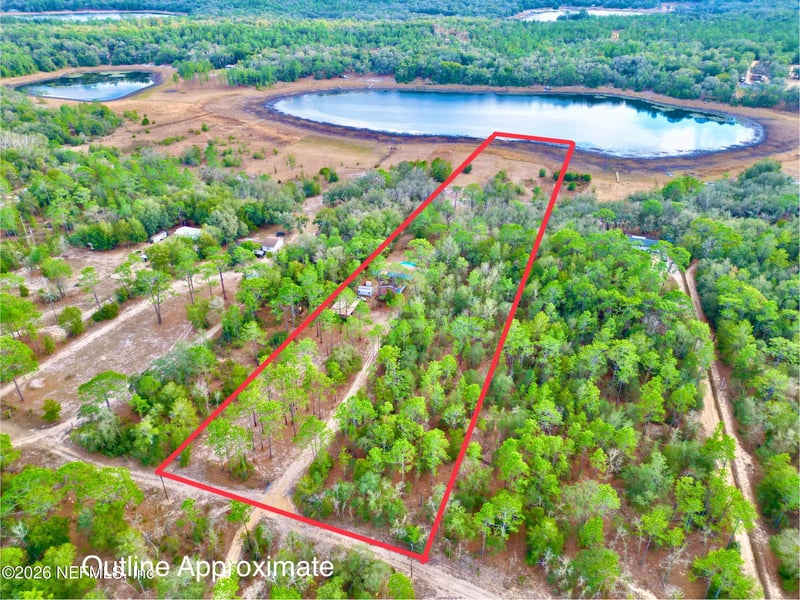 109 Sandpiper Dr, Hawthorne, FL 32640