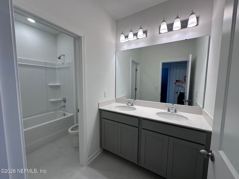 385 Woods Ln, St Augustine, FL 32092