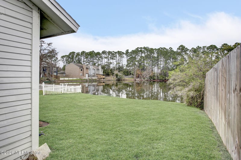 4561 Cabbage Pond Dr, Jacksonville, FL 32257
