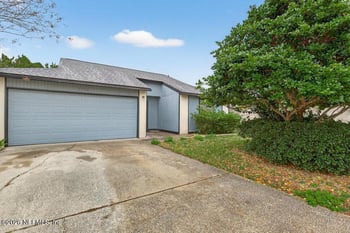 1954 Hazelnut Rn, Orange Park, FL 32073