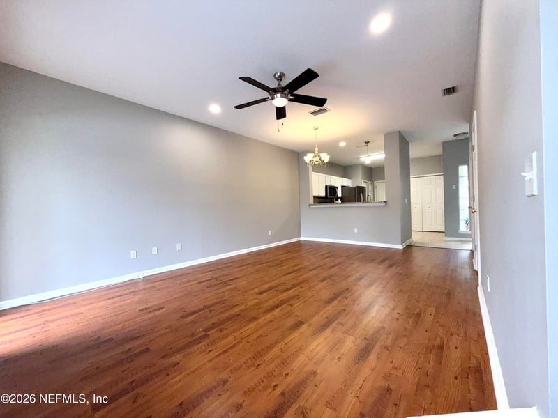 621 Southbranch Dr, St Johns, FL 32259