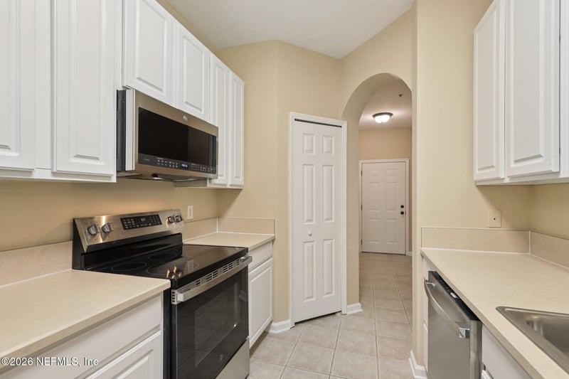 7801 Point Meadows Dr #1108, Jacksonville, FL 32256