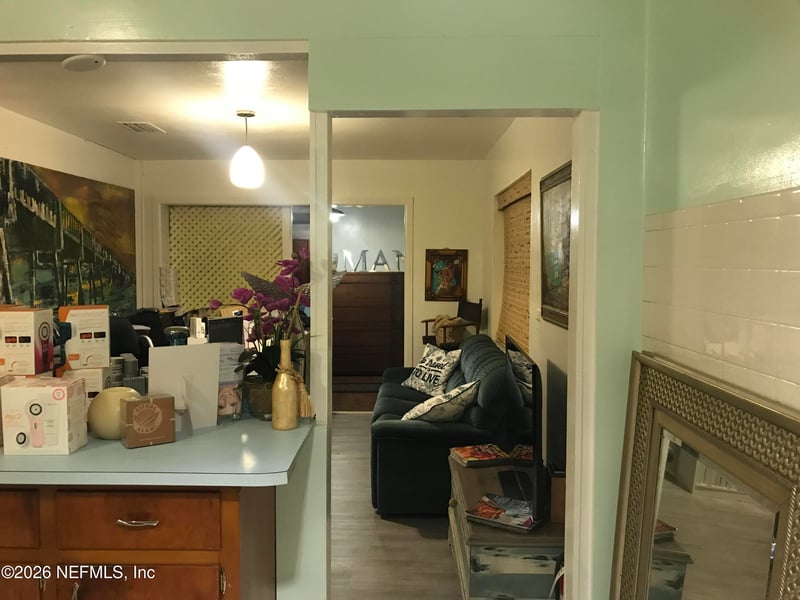 611 4th St, Jacksonville Beach, FL 32250