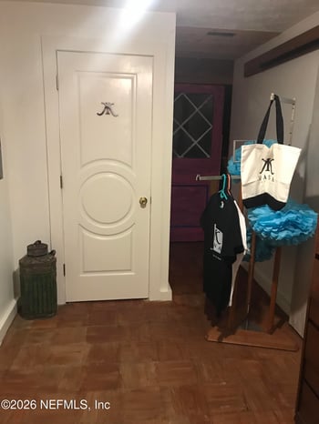 611 4th St, Jacksonville Beach, FL 32250