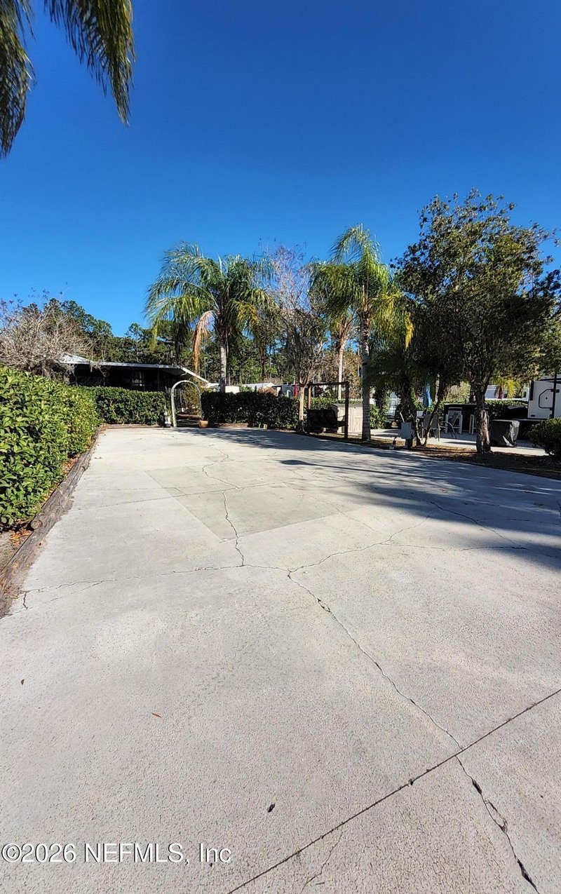 1074 Front St #50b St, Welaka, FL 32193