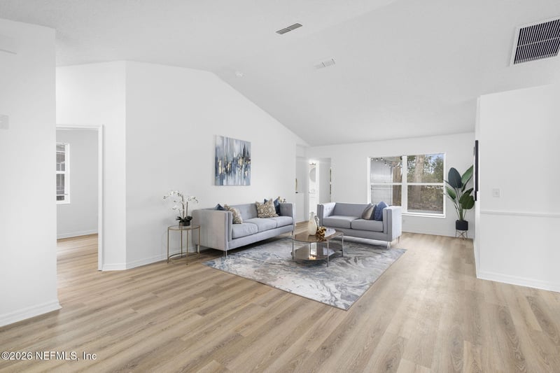 2051 Sherwood Forest Dr, Orange City, FL 32763