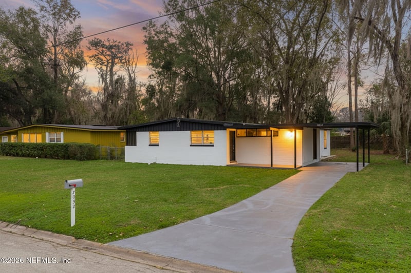 7032 Deauville Rd, Jacksonville, FL 32205