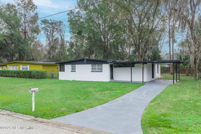 7032 Deauville Rd, Jacksonville, FL 32205