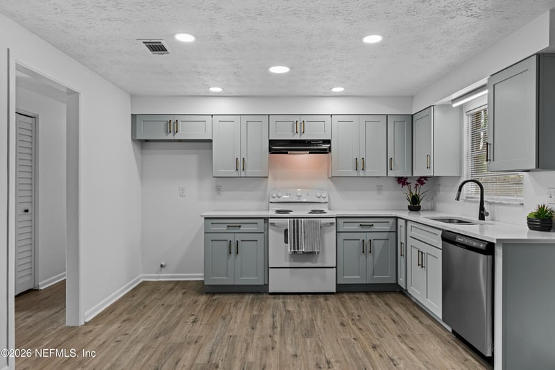 2697 Tina Ln, Middleburg, FL 32068