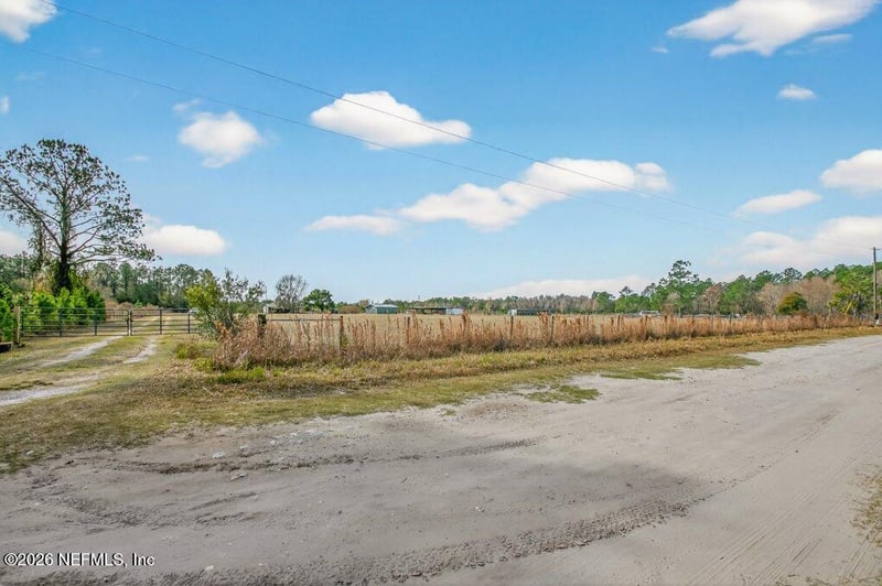 16815 95th Ave, Waldo, FL 32694