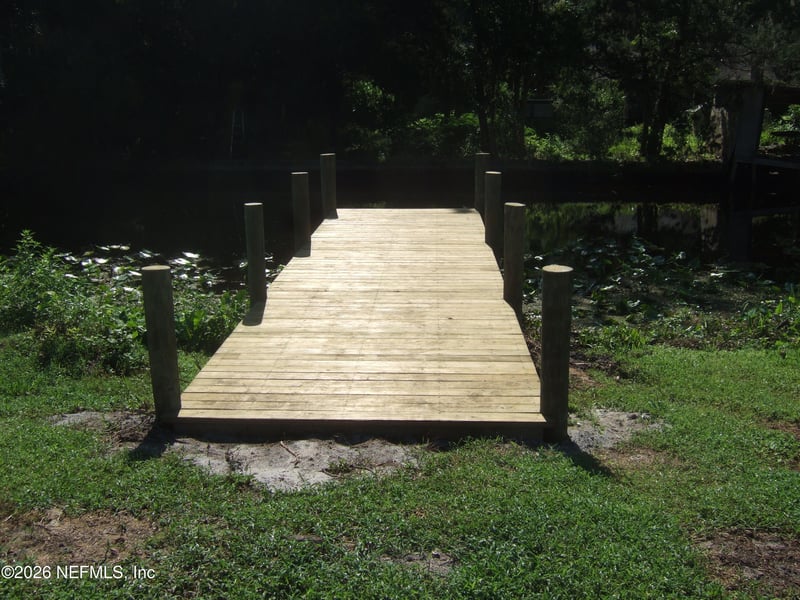 139 Park Dr, Satsuma, FL 32189